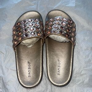 FashionNova Women’s Slides (Gold)- BRAND NEW!!!